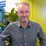 Erik Freesen inkoopmanager bij wooncorporatie ZVH.